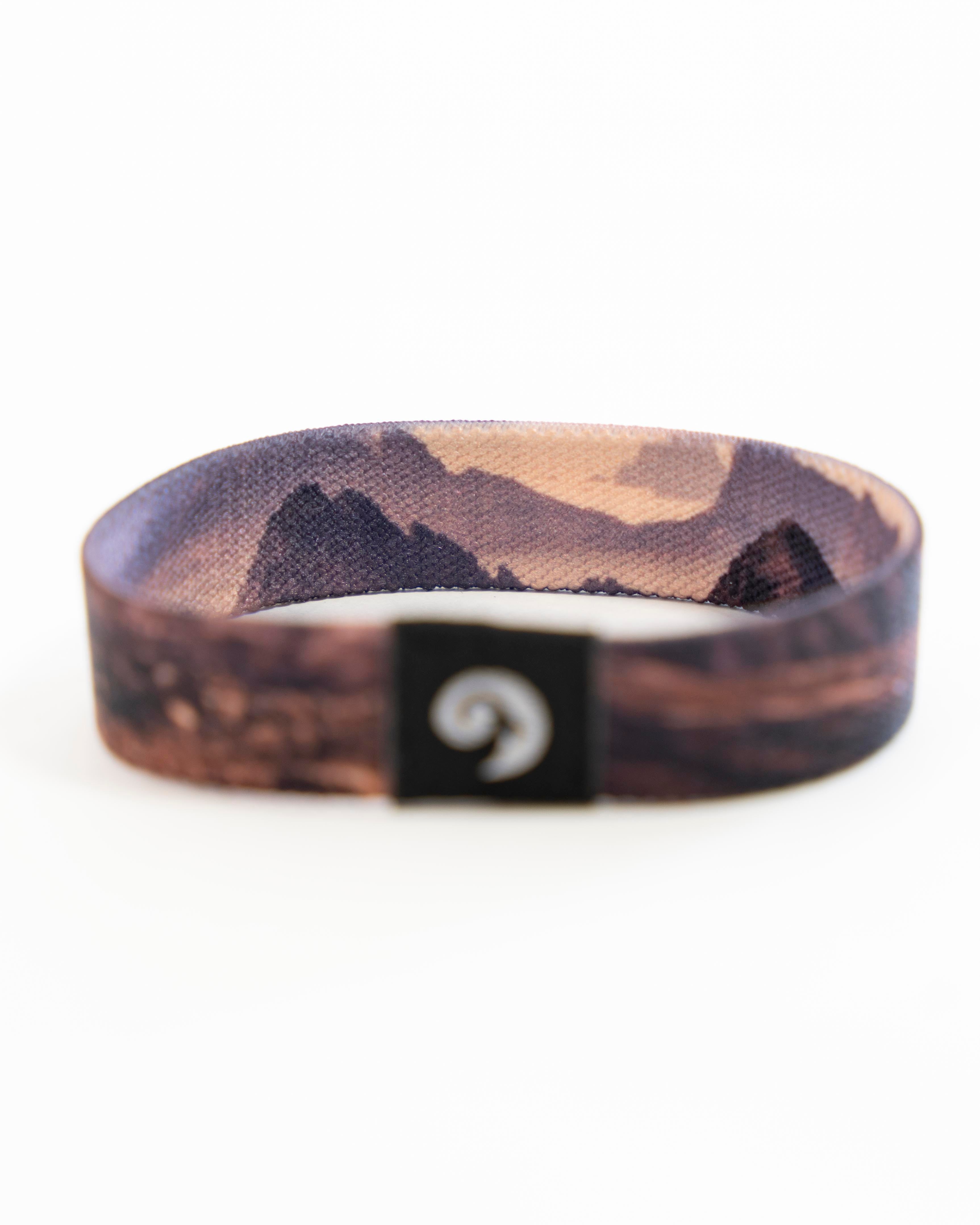 LIVE. LOVE. HIKE. - Elastisches Armband