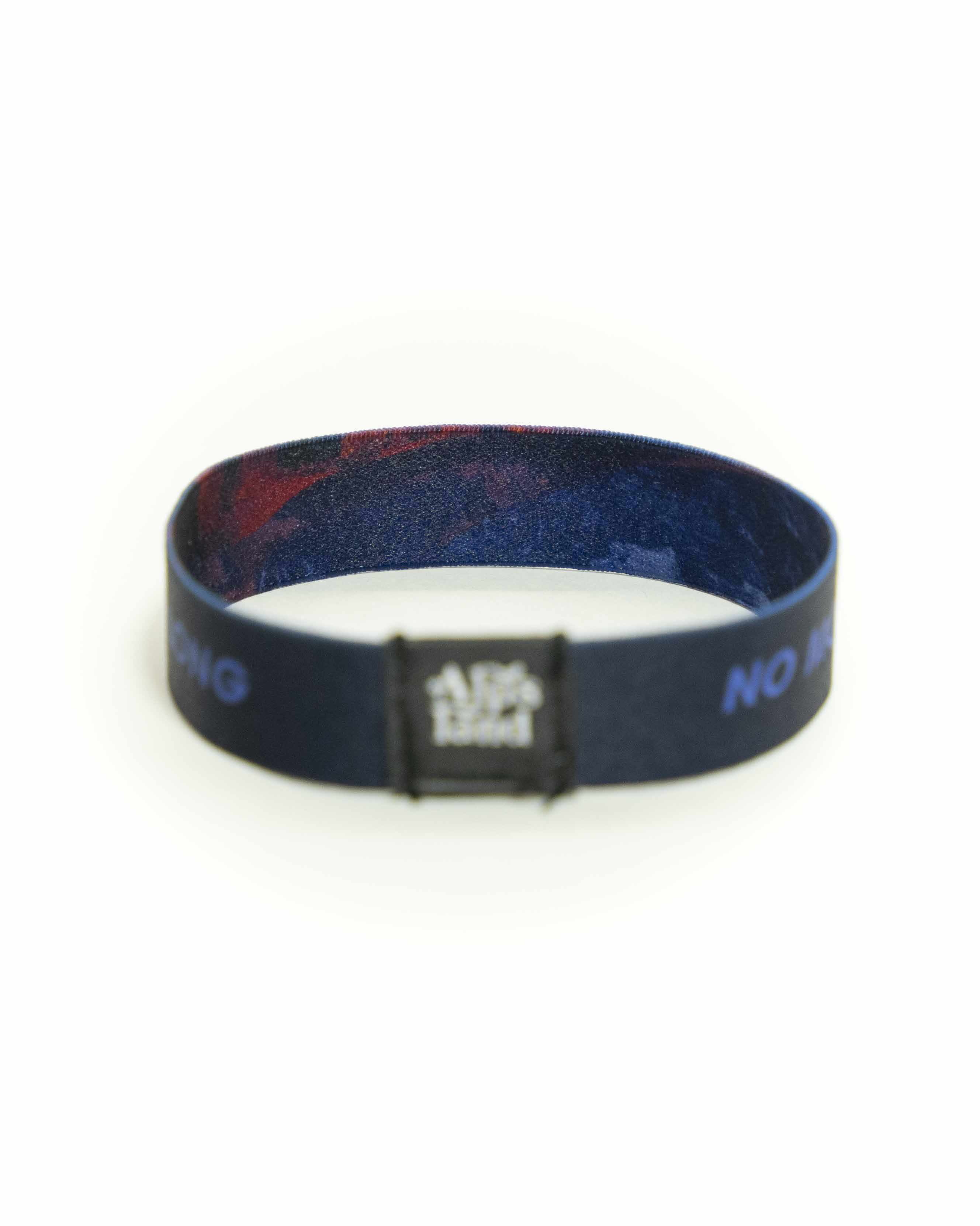 No mountain too high, no trail to long - Elastisches Armband