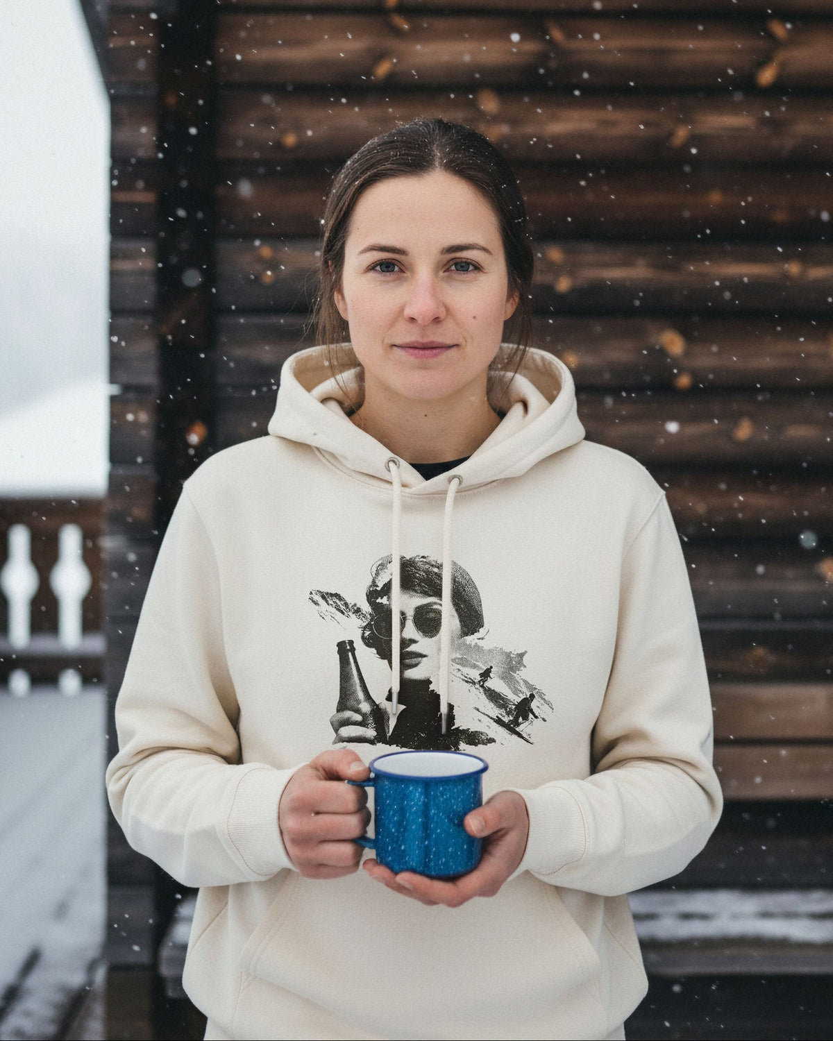 Après-Ski Queen Unisex Bio Hoodie – Alpsland – Skifahren, Après-Ski, Winter, Humor