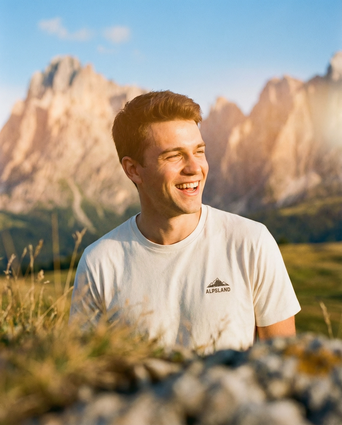 Mountain People Herren Bio T-Shirt – Alpsland – Wandern, Berge, Alpen, Natur