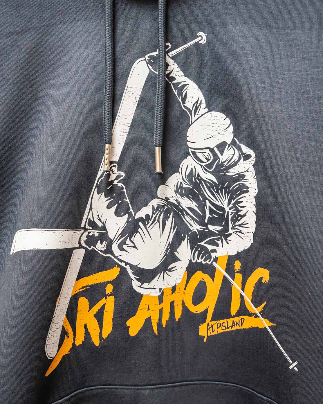 Ski Aholic Unisex Bio Hoodie – Alpsland – Skifahren, Winter, Alpen